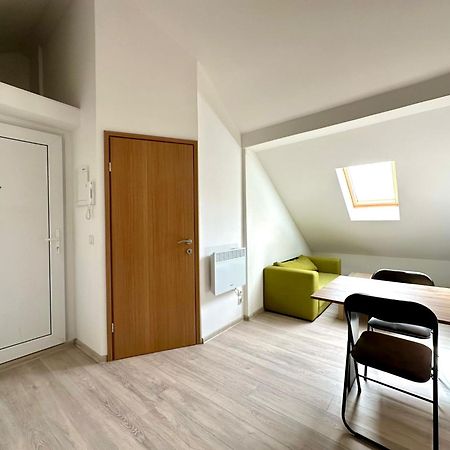 Twins Apartments Загреб Екстериор снимка